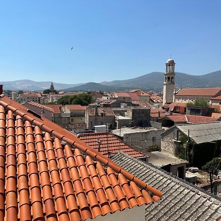 XIV Century Rooms Kaštela Eksteriør billede