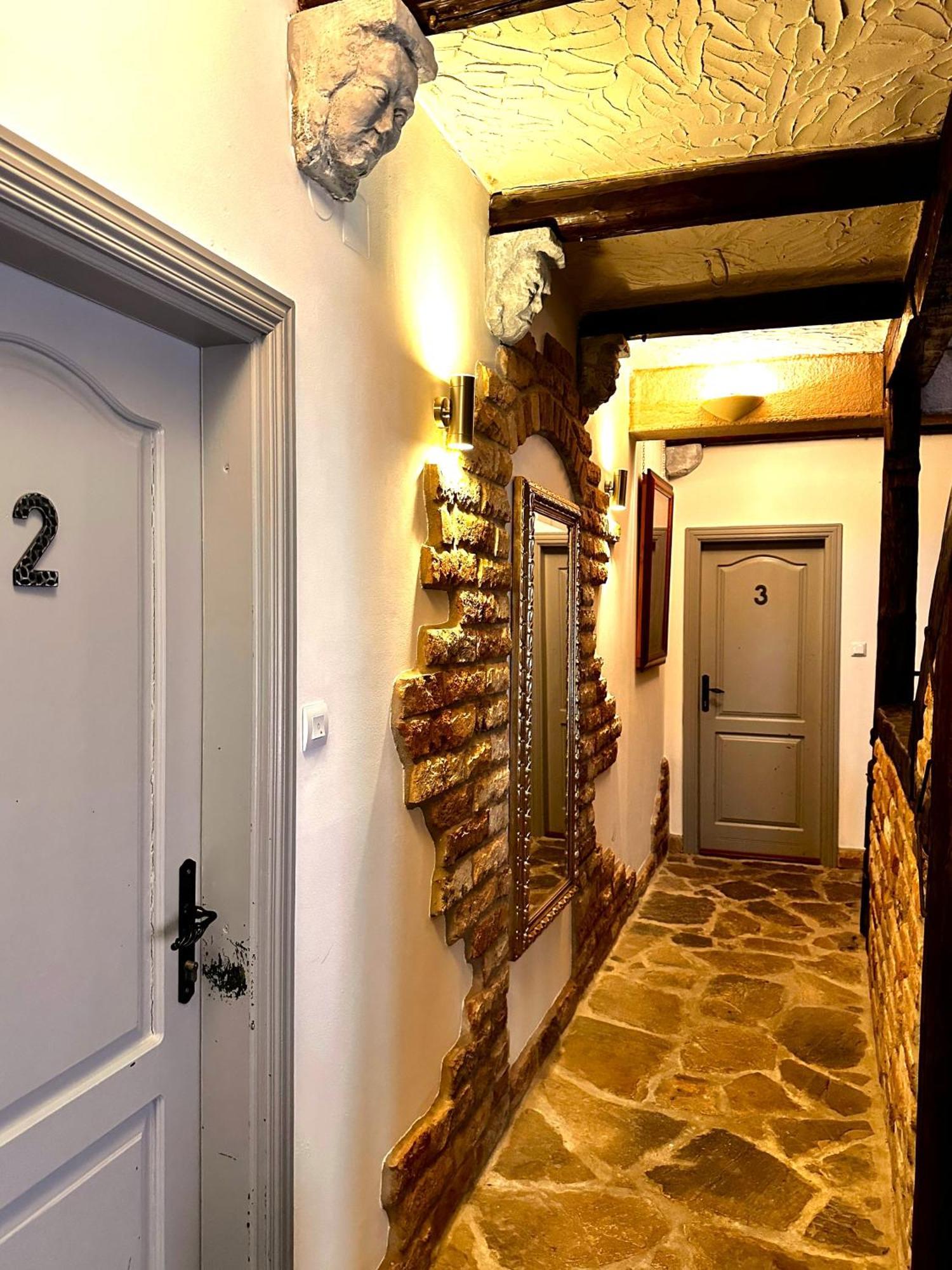 XIV Century Rooms Kaštela Eksteriør billede