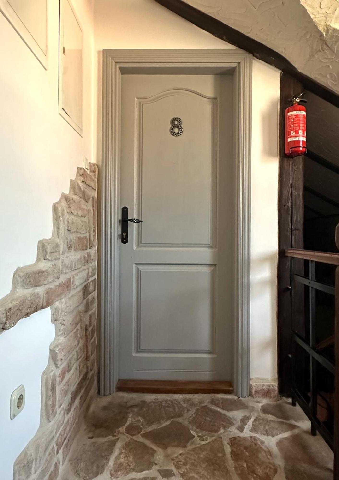 XIV Century Rooms Kaštela Eksteriør billede
