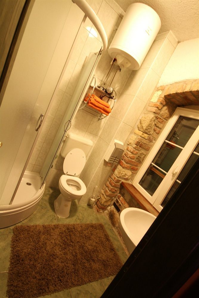 XIV Century Rooms Kaštela Eksteriør billede